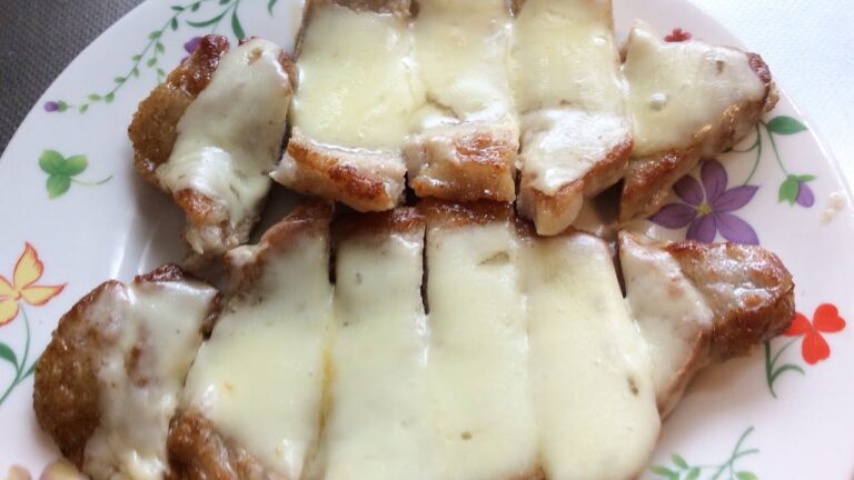 豚ロース厚切り肉のチーズ乗せ焼き