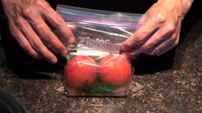 Domani クッキングレッスン《マリネしたトマトと旬の夏野菜のサラダ》