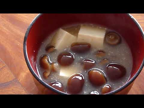 【キノコ採り】採ったナメコで豆腐となめこの味噌汁となめこおろしを作る。簡単調理。