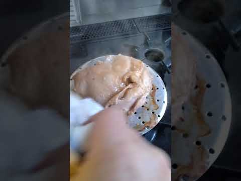鶏もも肉のにんにく醤油蒸し　完成。