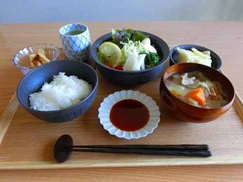 長芋のサラダと豚肉と野菜のスープ　バレンタイン