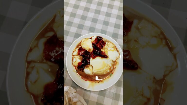 #☺️ミルクプリン材料３つー温めた牛乳160ml  ゼラチン16g 砂糖大1 混ぜて冷やすだけ😋#デザート作り#レンジで簡単 #牛乳嫌いでも食べれる#見た目は味は👍#shortsfeed