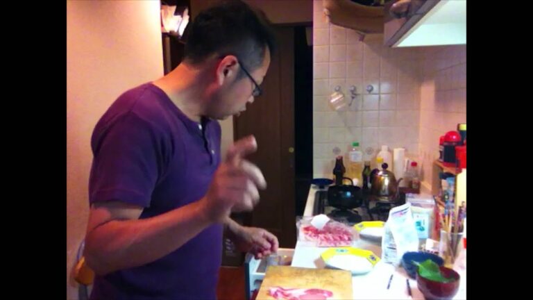 男子料理!! [なんちゃって重ねとんかつ]【 デイリー谷野くん】