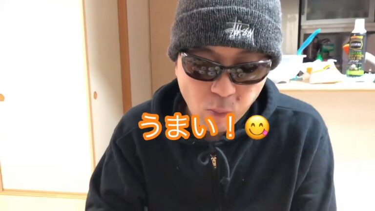 【衝撃の味】たこ焼きにチキンラーメン入れてみた😱