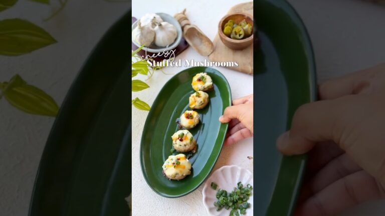 Cheesy🧀 Stuffed Mushroom #recipe #cookwithmadhuri #stuffedmushrooms #cheesy #shorts #trending