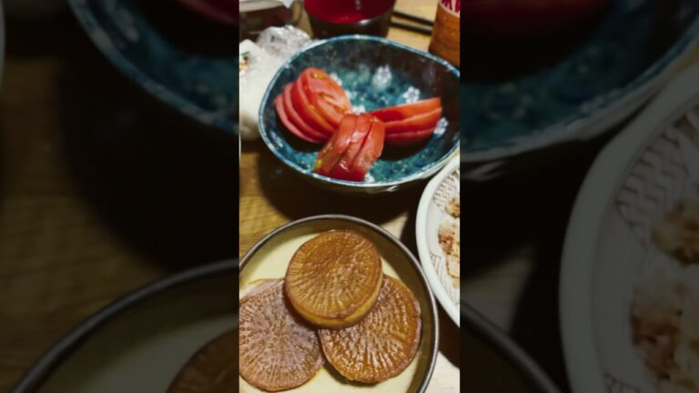 夜飯紹介😈厚揚げand大根の煮付けandトマト🍅キャベツ🥬スープ🥣白米🍚ですにゅっ🤪