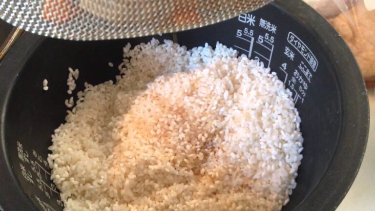 簡単☆炊き込み御飯（たきこみごはん）の作り方♪　How to make chicken cooked rice