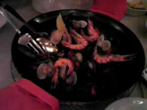 イカスミのパエリア②♪　A cuttlefish ink paella