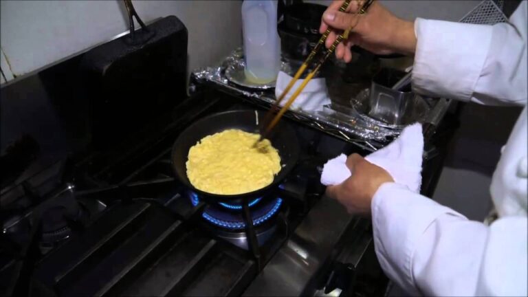 レストラン匠　ふわとろオムライス