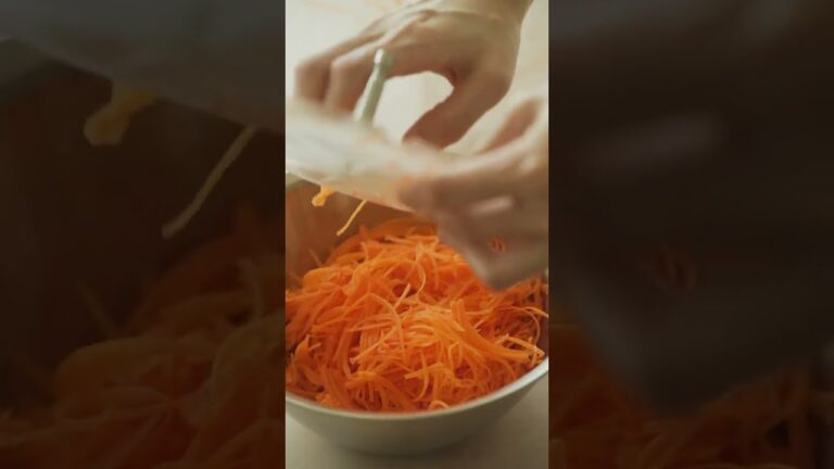 @bananakitchenさんの【春にんじんのラペ】#shorts