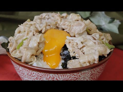 【ゴマの香りがたまらない！】韓国のりのがっつり肉丼🥄