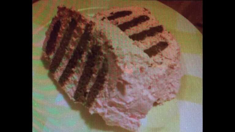 マリービスケットケーキ （ストロベリー）