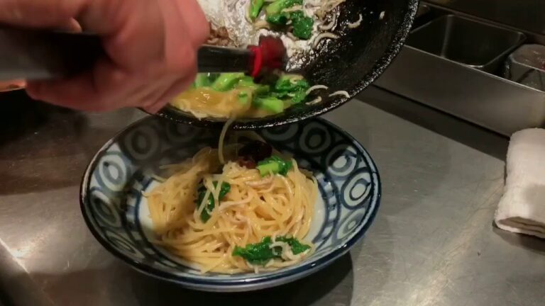 三ノ宮グルメ♪【産直居酒屋の菜の花としらすのペペロンチーノ】三ノ宮産直市場　JR三ノ宮東口店