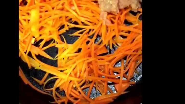 我が家で大人気のたらこレシピ！人参のたらこ炒め