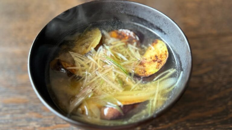 ナスとミョウガの味噌汁の作り方！日本人が大好きな味噌汁の1つ､茄子と茗荷はこうすれば美味しさを引き出せる…そのコツをお伝えします🤤