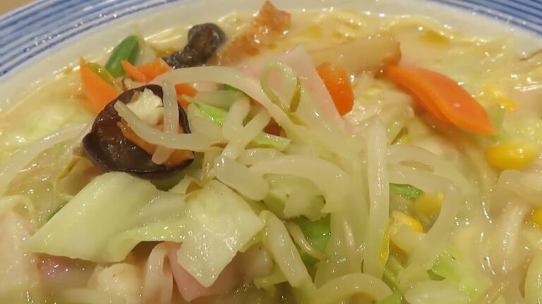 ２０２２年リンガーハット長崎ちゃんぽん「野菜たっぷりちゃんぽん」健康志向のおいしいラーメンですばらしいです！