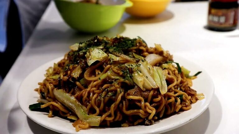 絶対試してほしい！家で究極のソース焼きそばの作り方　yakisoba cooking videos