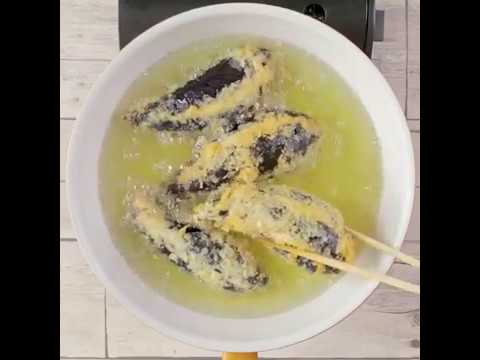 衣サクサク、中はトロ〜リ なすの肉詰めフライ ｜ moguna[モグナ]