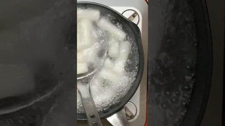 お家で作れる！辛くない米粉の簡単チーズトッポッキ＃米粉#グルテンフリー  #チーズトッポッキ