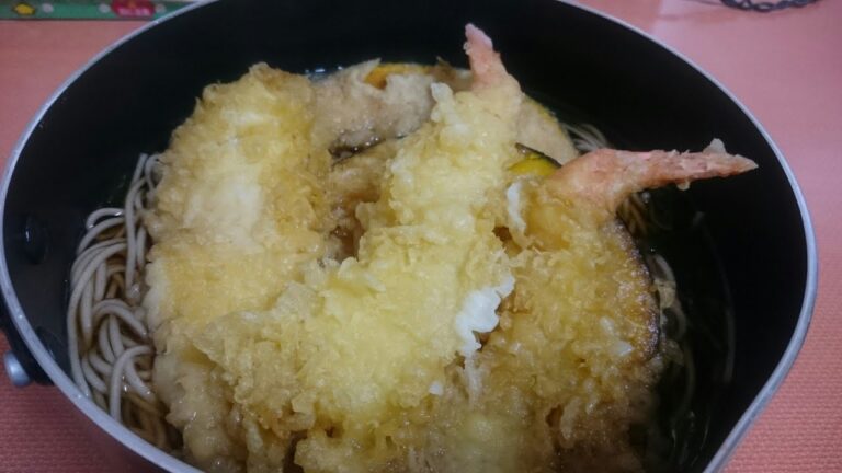 【二人前❗大盛天ぷら鍋蕎麦❗】海老天いか天かぼちゃ天🍜コスパは最強400円を爆喰い❗