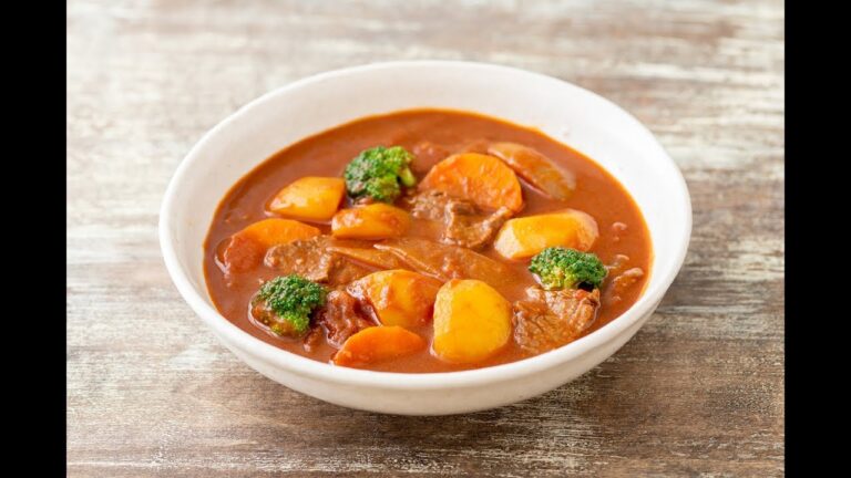 豆みそのブラウンシチュー｜みそ探訪記【実践料理研究家 岩木みさき】