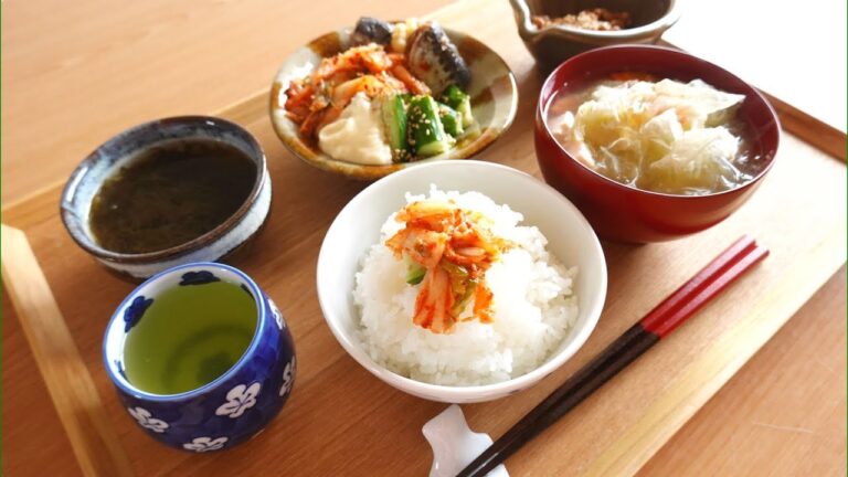 キムチ胡瓜とおぼろ昆布のお味噌汁 kimuch Miso soup