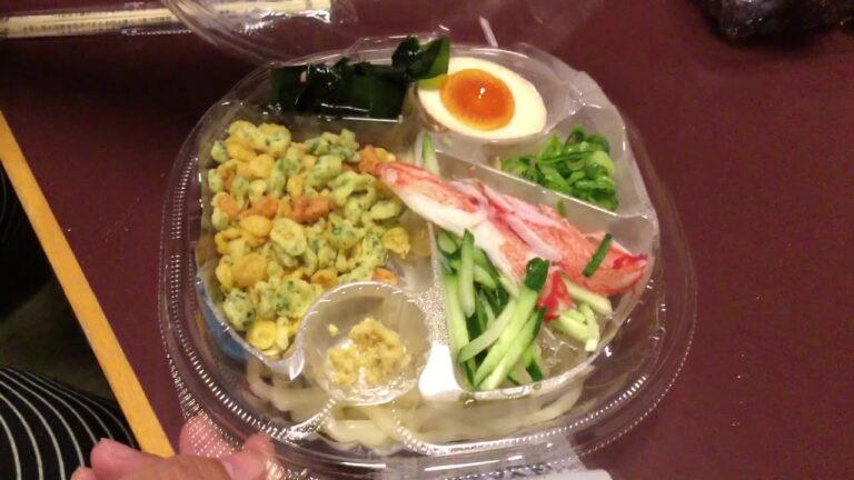 セブンイレブンの冷やしぶっかけたぬきうどんを買って見ました〜