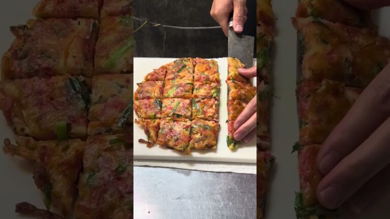 岩崎塾！コレぞ究極の海鮮チヂミ！焼き方うますぎ‼️