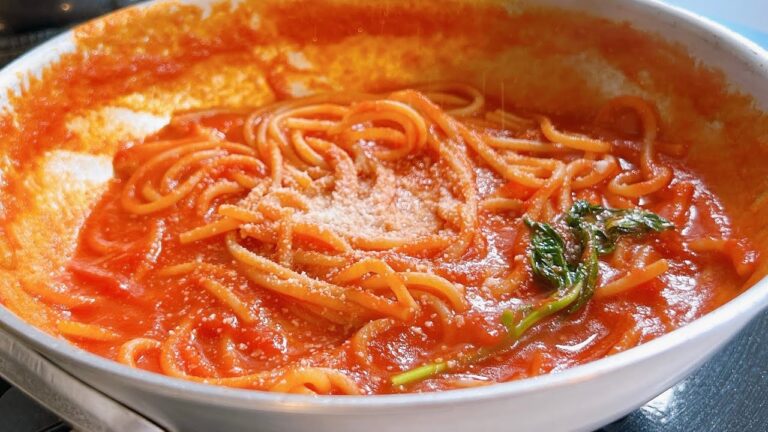 トマト缶は使うな！【トマトパスタ】美味しいトマトソースに強火は必要なかった
