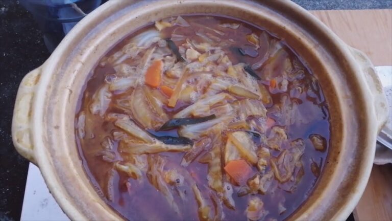 七輪で味噌煮込みうどん風お味噌汁を作った！