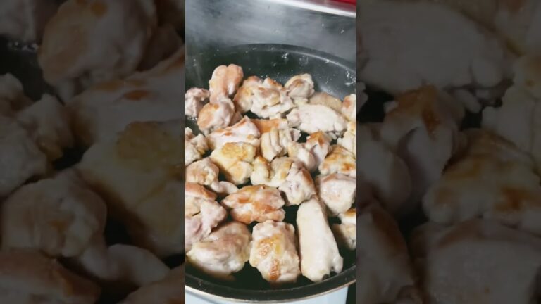 【焼くだけ】鶏もも肉に小麦粉をつけて焼いてソースで味変する日 /からしマヨ/BBQソース/甘だれ #chicken