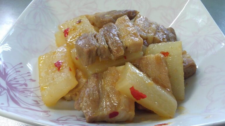 大根と豚バラ肉の甘辛煮