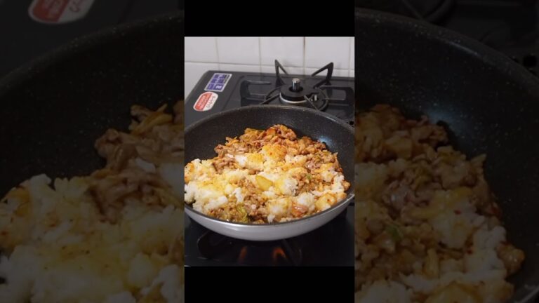 【豚キムチ炒飯】簡単でやば旨い男飯！教えます　#shorts #料理動画 #料理 #男飯レシピ #炒飯