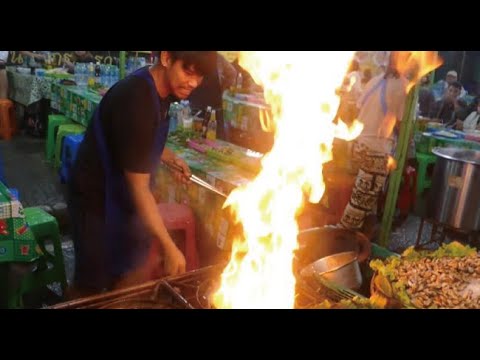 バンコクの特設夜市で見つけた豪快火力で攻める海鮮タイスキ（タイ料理）【World Food Films】
