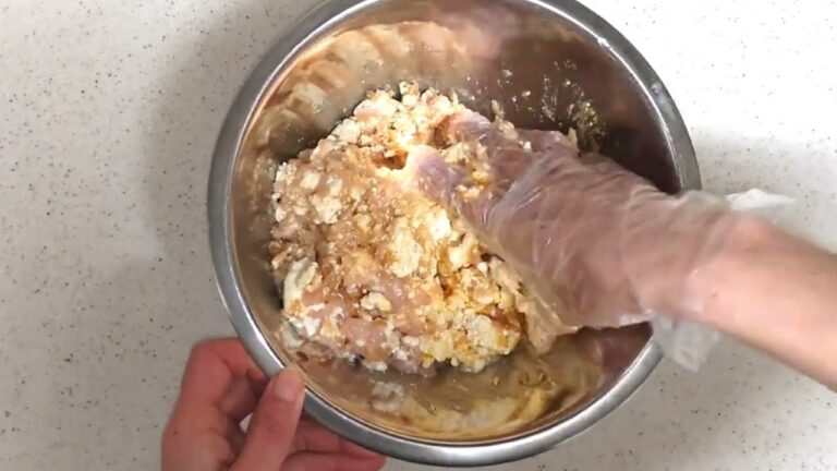 【豆腐ハンバーグ】お味噌が隠し味！混ぜて、焼くだけ。冷めても美味しくお弁当のおかずにも最適。幼児食にもオススメ。
