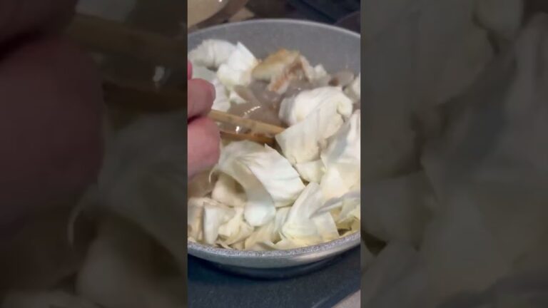 モツと蒟蒻とキャベツ炒めたら美味すぎた