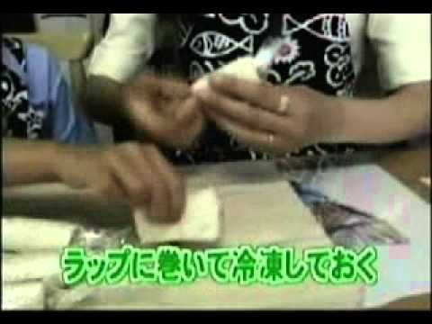 食品　残ったカレーでカレーロールパンを作る.mpg