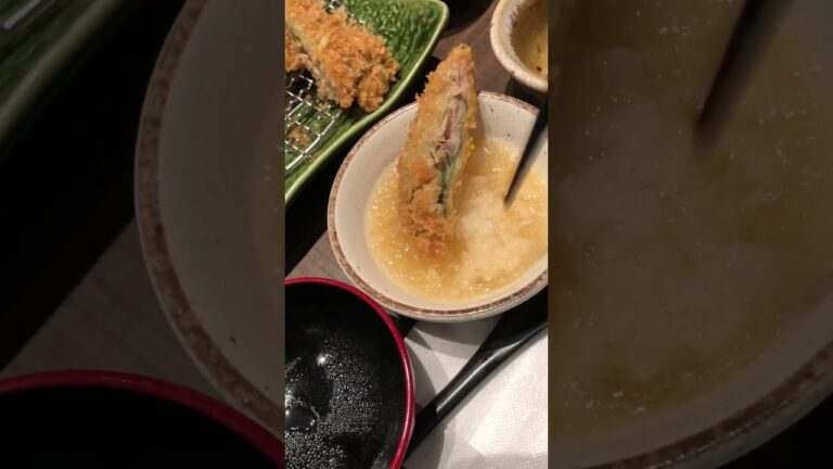 春野菜と海鮮の黒酢あんかけ焼きそば