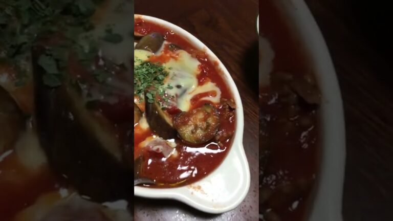 なすとひき肉のトマトチーズ焼き