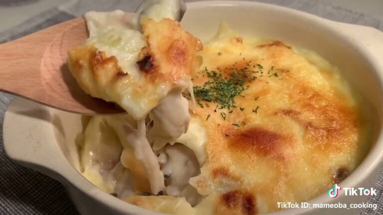 アツアツキノコとベーコンのポテトグラタン💖