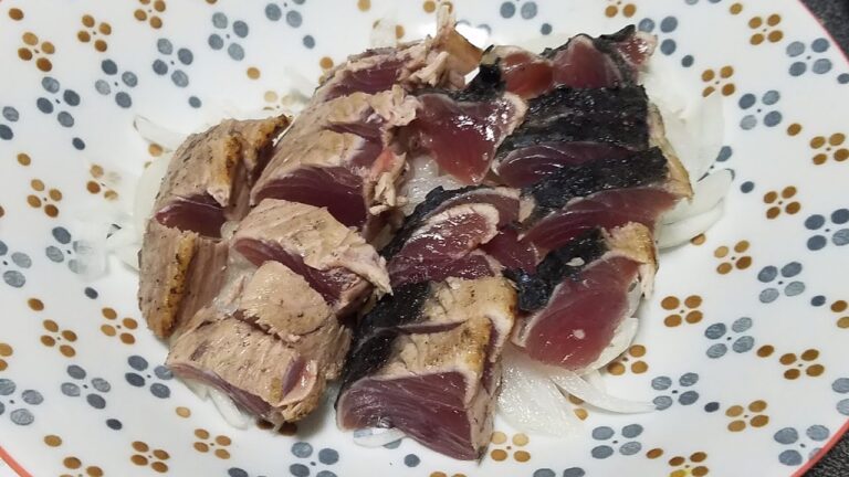 かつおのたたき　にんにく醤油が旨い