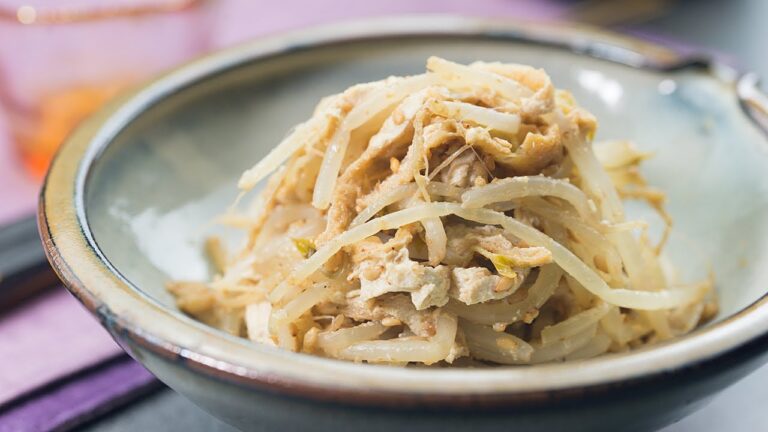 もやしのごまあえ