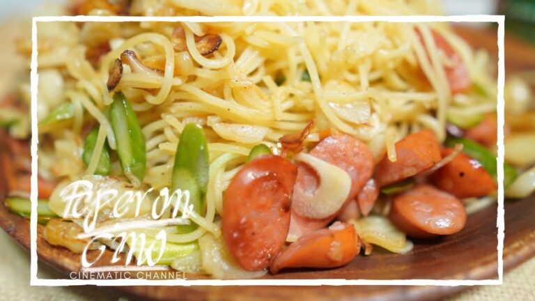 [シネマティック料理動画]簡単ニンニクたっぷりペペロンチーノレシピ