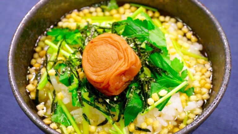 飲んだ後に食べたい！〆の梅干し和風茶漬け