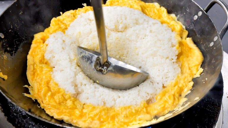 広島）２７歳年の差コンビが躍動！高速鍋振りで全６０席をぶん回す常連殺到ガツ盛り中華に密着