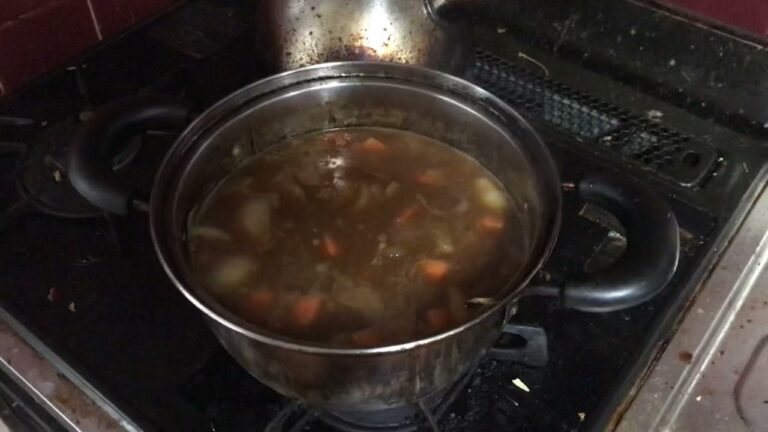 カレーにブラックコーヒー入れたら、美味しくなった