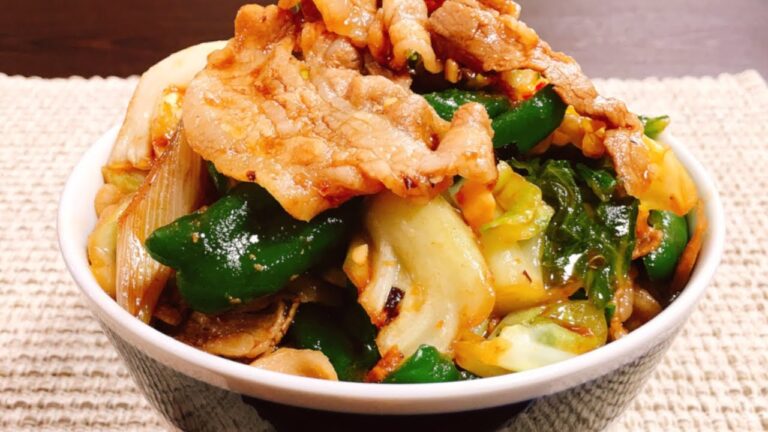 ビールとご飯が鬼すすむ‼ピリ辛タレで野菜も超旨い『絶品 回鍋肉丼』Twice Cooked Pork