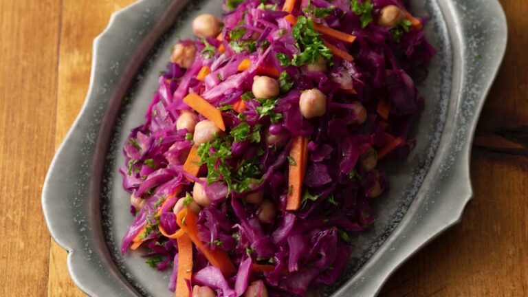 料理プロセス・紫キャベツとひよこ豆のサラダ【レシピ・ラボ】