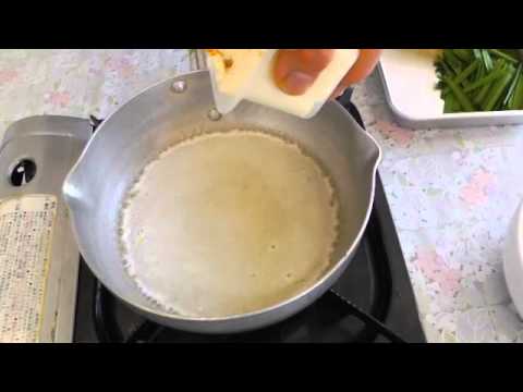 【こんにゃく麺レシピ】ニラ豆腐スープこんにゃくうどん