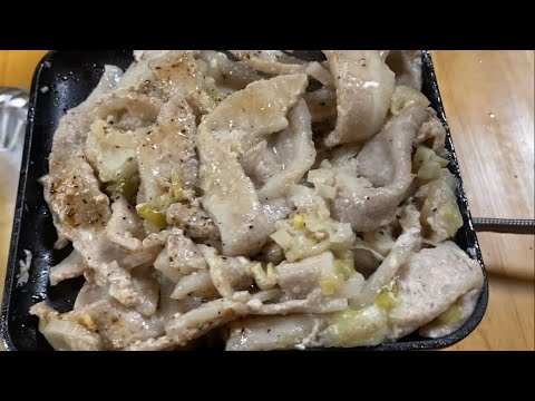 ホットサンドメーカーで焼いたネギ塩豚トロをジュニアとカマすだけ